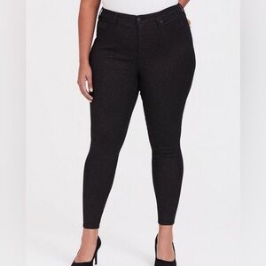 Torrid sky high skinny crop black sparkle metallic pants jeans